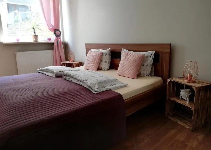 Quiet Koscielna Apartment *