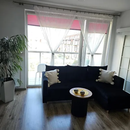 Quiet Koscielna Apartment *