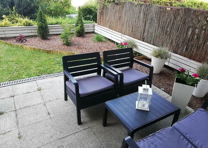 Quiet Koscielna Apartment *